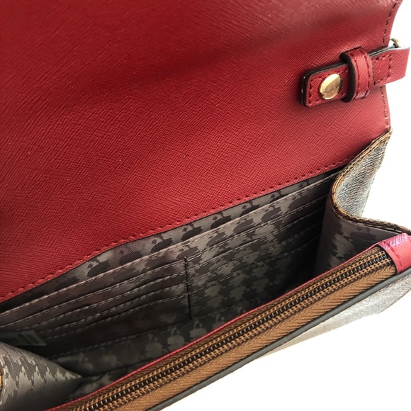 Karl Lagerfeld Paris purse - Picture 3 of 6